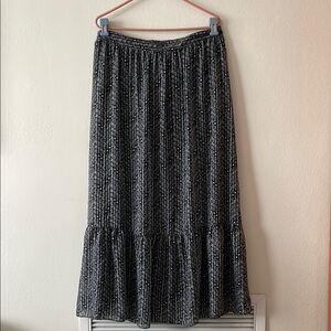Candie's Gray and Black Tiered Maxi Skirt Size XL
